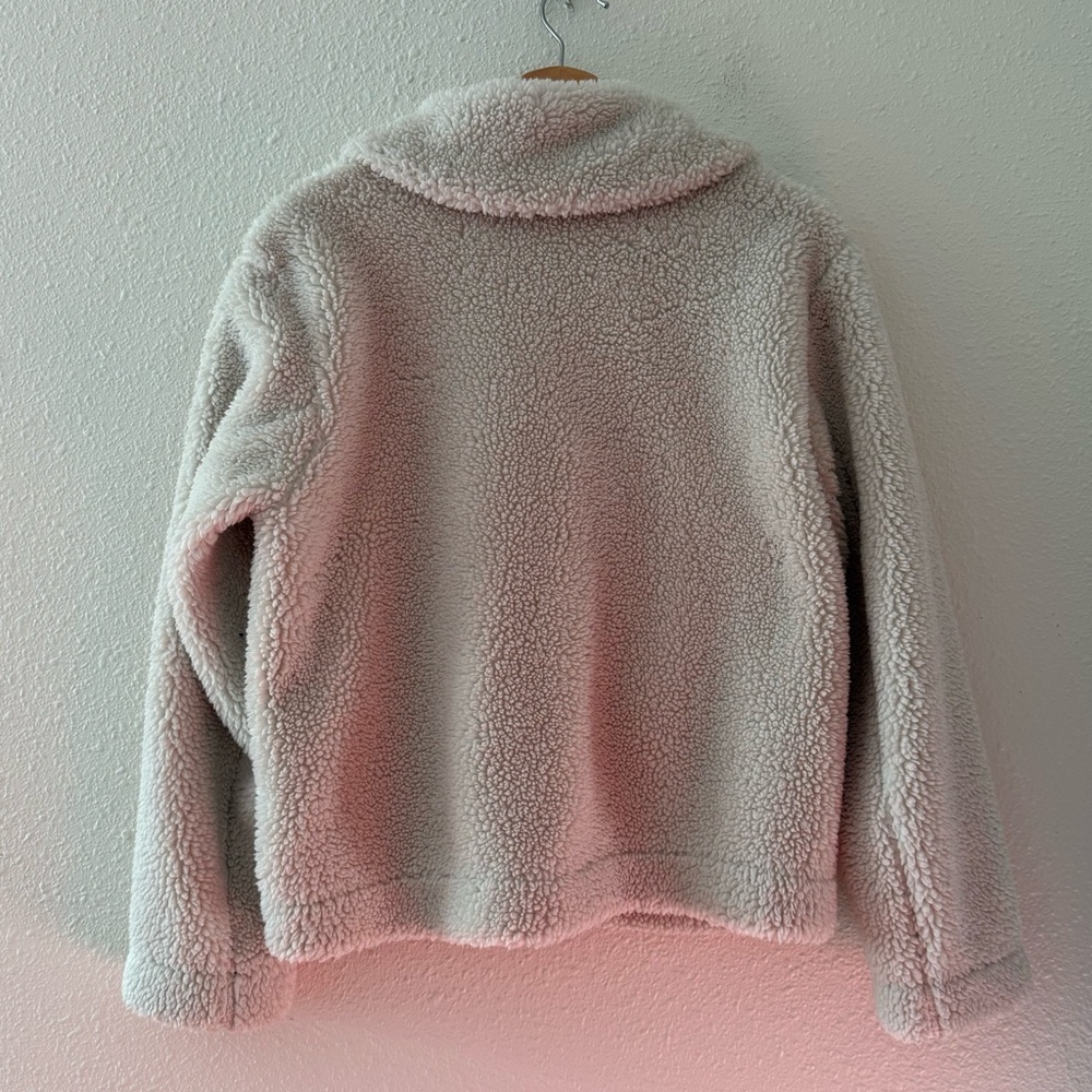 ❗️SOLD❗️Uniqlo Cream Teddy Jacket - Picture 5 of 9